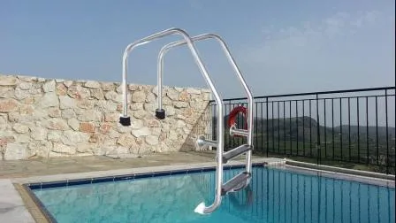 Escalera de piscina de acero inoxidable con pedal antideslizante